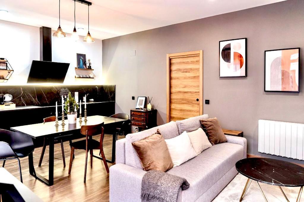 Luxury And Elegant Apartment Madrid Bagian luar foto