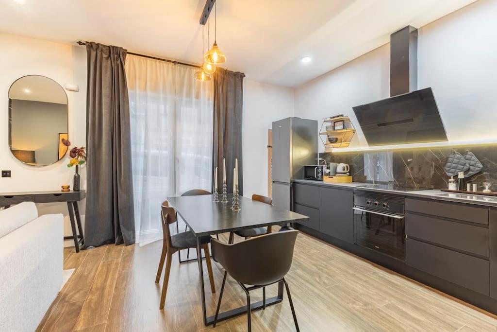 Luxury And Elegant Apartment Madrid Bagian luar foto